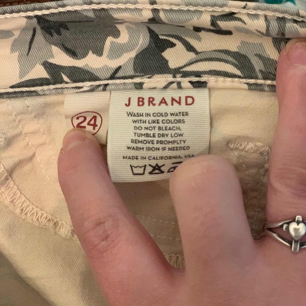 J Brand Skinny Capri Empress Jeans - Picture 4 of 4